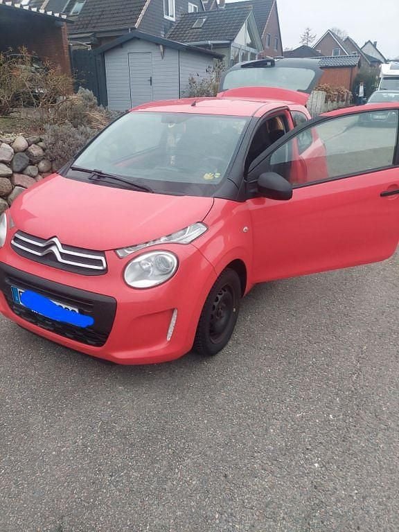 Rot Gebraucht 2016 Citroën C1 Feel Kleinwagen | 5.500 € (Guter Preis) - Bild 1/4