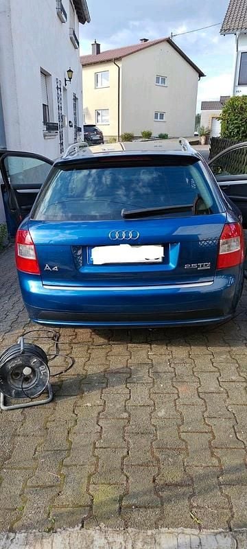 Używany Audi A4 179 KM (131 kW) 2003 Niebieski Kombi