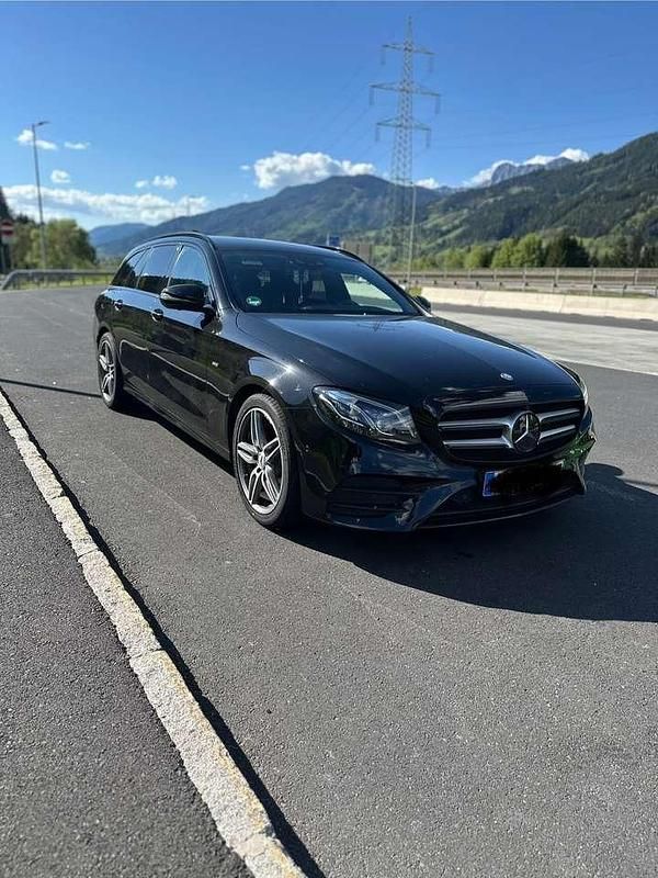 Gebraucht Mercedes E250 AMG line 211 PS (155 kW) 2016 Kombi