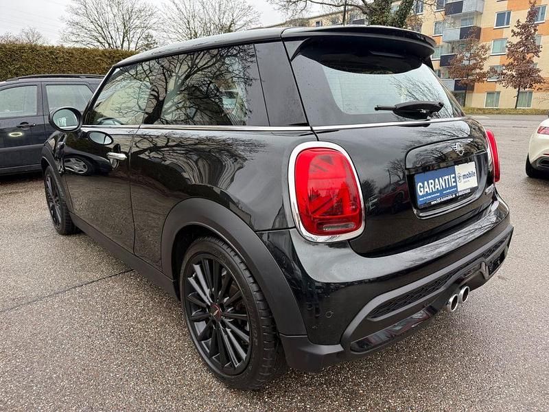 Gebraucht Mini Cooper S Essential 178 PS (130 kW) 2022 Schwarz Kleinwagen