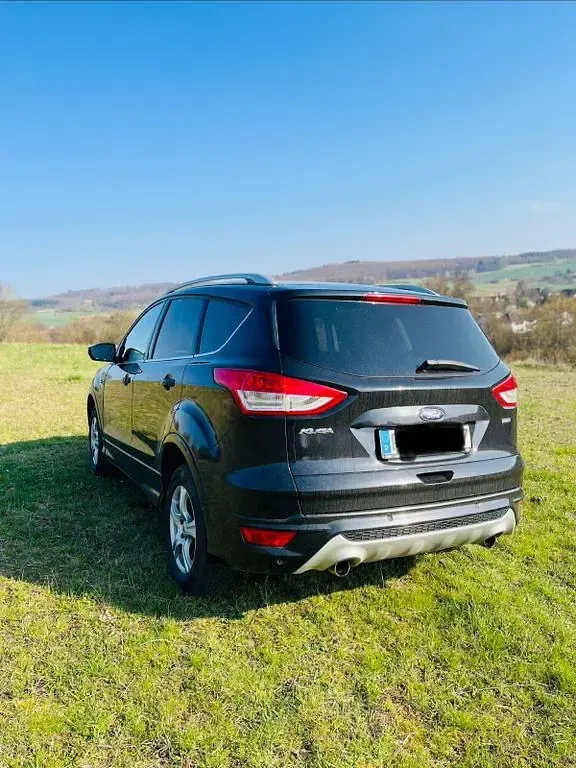 Używany Ford Kuga 150 KM (110 kW) 2015 Czarny SUV