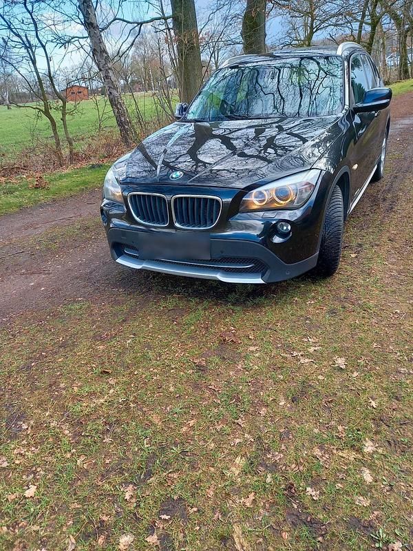 Gebraucht BMW X1 143 PS (105 kW) 2011 Schwarz SUV