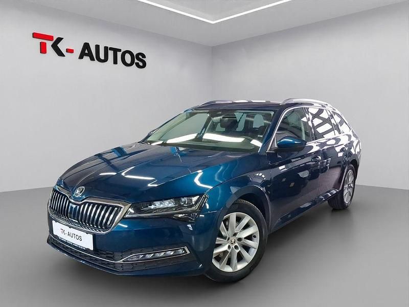 Modra lava/lava blau Gebraucht 2020 Skoda Superb Style Kombi | 21.990 € (Fairer Preis) - Bild 1/4
