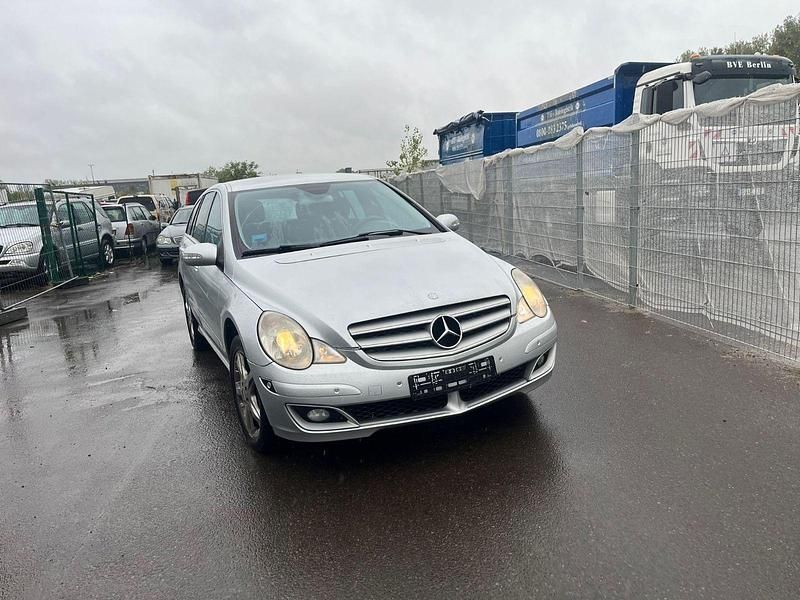 Gebraucht Mercedes R320 224 PS (164 kW) 2006 Silber Kombi