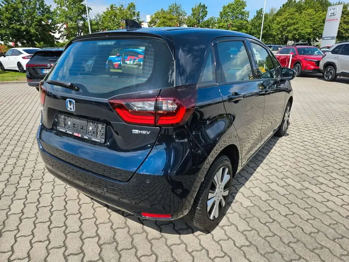 Gebraucht Honda Jazz Elegance 98 PS (72 kW) 2023 Midnight blue beam m Kleinwagen