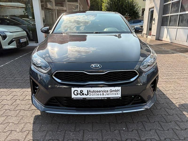 Gebraucht Kia ProCeed GT-Line 140 PS (102 kW) 2020 Grau Kleinwagen