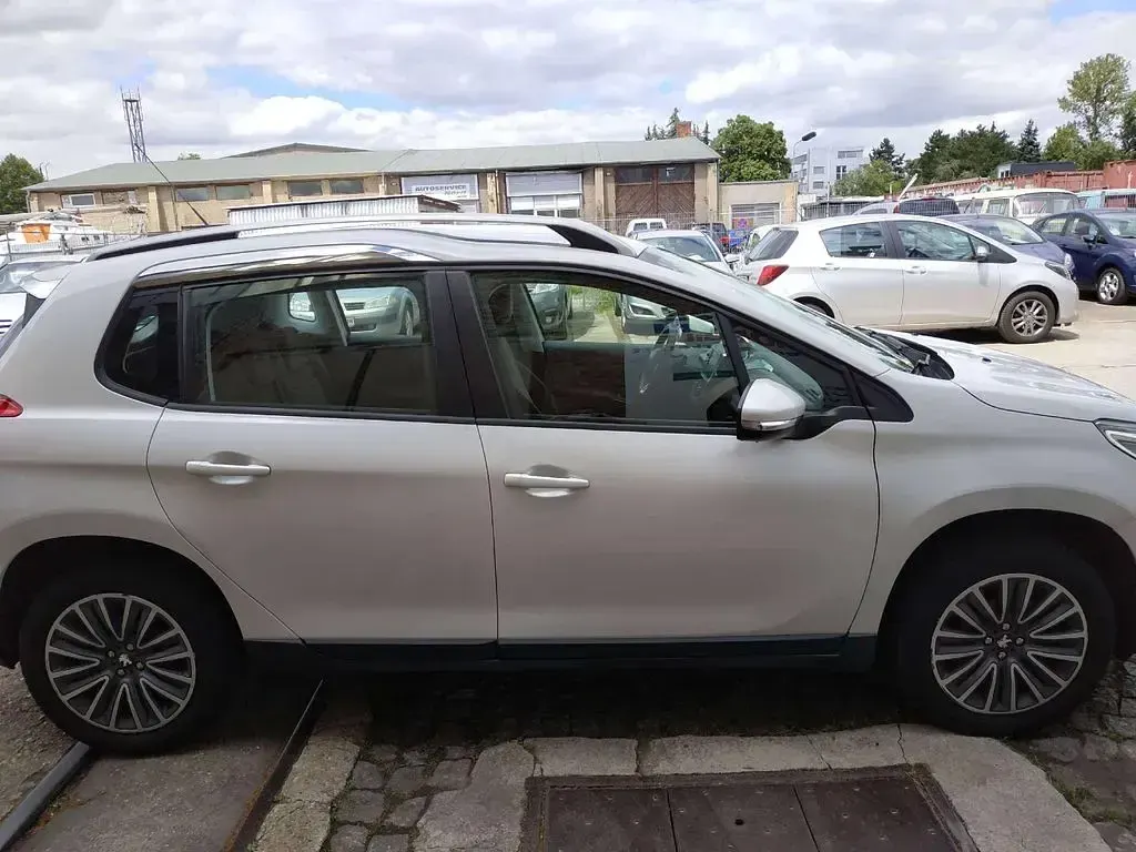 Gebraucht Peugeot 2008 Active 82 PS (60 kW) 2013 Weiß SUV