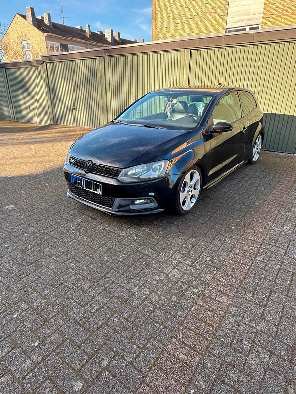 Second-hand VW Polo GTI 180 CP (132 kW) 2011 Negru Hatchback