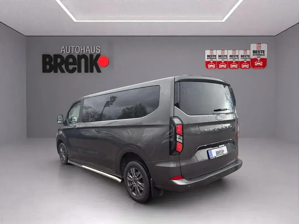 Gebraucht Ford Tourneo Titanium 170 PS (125 kW) 2024 Grau Van / Kleinbus
