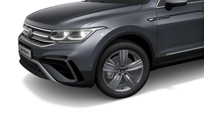 Gebraucht VW Tiguan Allspace Elegance 190 PS (139 kW) 2022 Grau platinum grey SUV