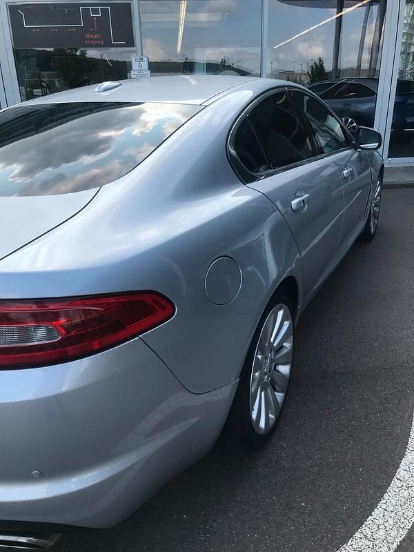 Gebraucht Jaguar XF 207 PS (152 kW) 2008 Silber Limousine