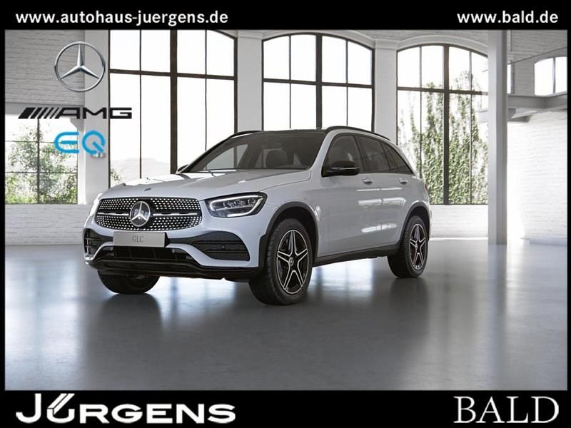 Unilack polarweiß Gebraucht 2022 Mercedes GLC300e AMG SUV | 35.870 € (Guter Preis) - Bild 1/4