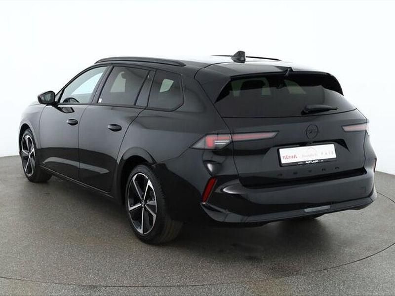 Neu Opel Astra 131 PS (96 kW) 2025 Schwarz Kombi