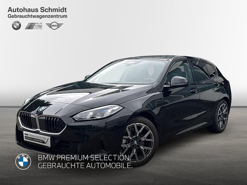 Saphirschwarz Gebraucht 2024 BMW 120 Sport Line Kleinwagen | 30.330 € (Superpreis) - Bild 1/4