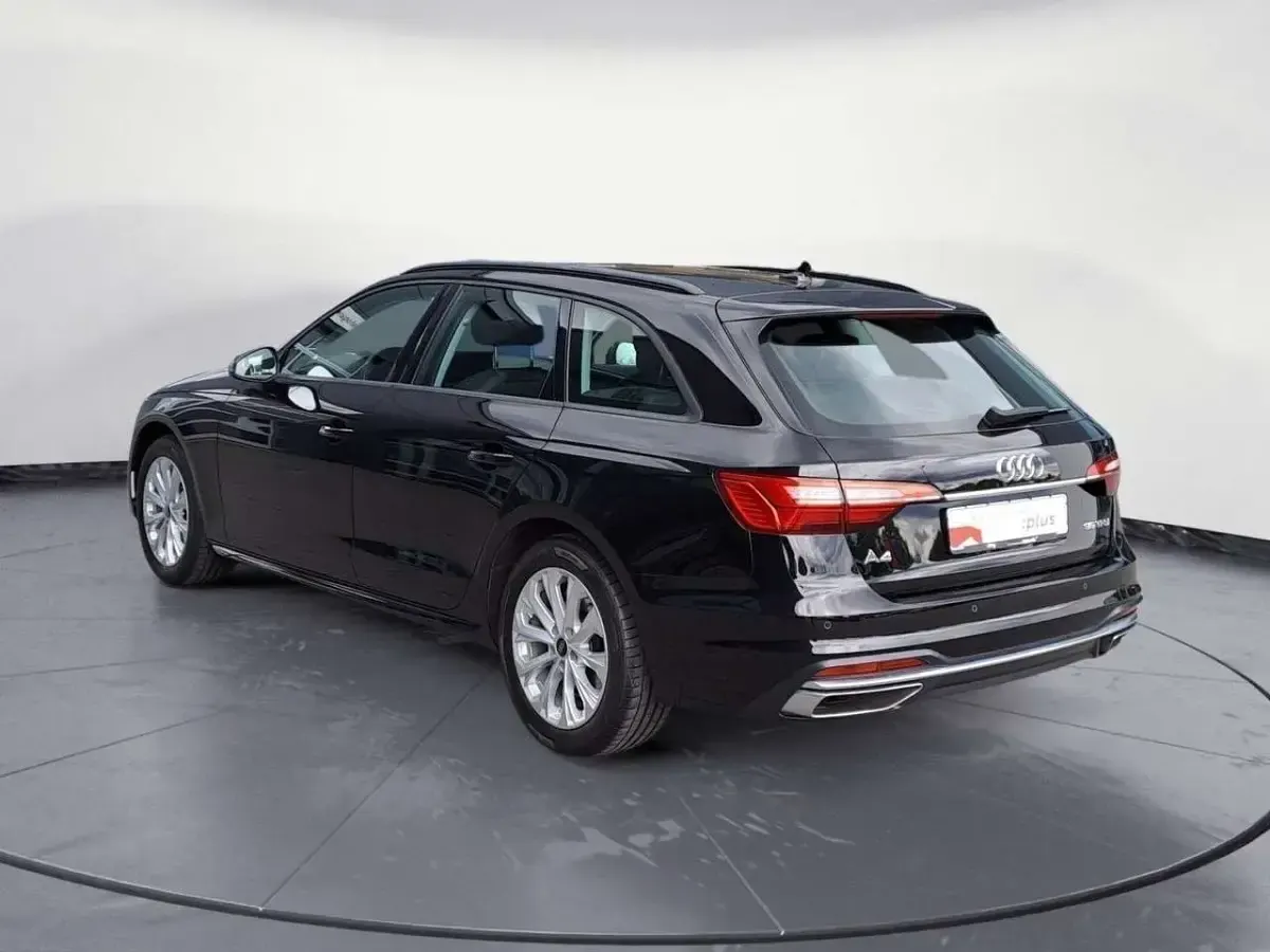 Gebraucht Audi A4 Advanced 150 PS (110 kW) 2023 Schwarz Kombi