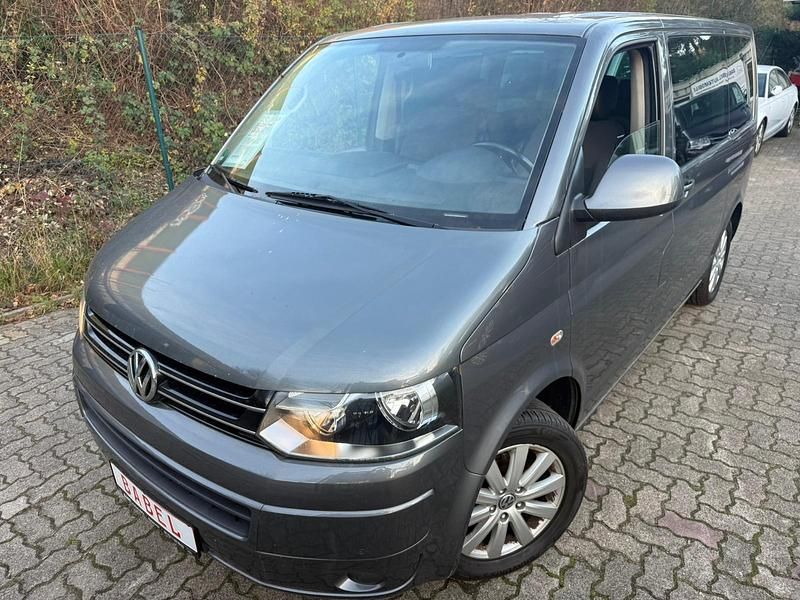 Grau Gebraucht 2011 VW Multivan Comfortline Van | 20.990 € - Bild 1/4