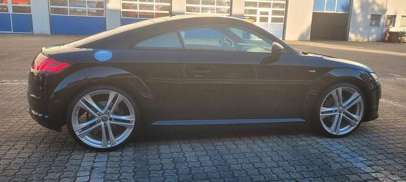 Gebraucht Audi TT S-line plus 230 PS (169 kW) 2015 Schwarz Coupé