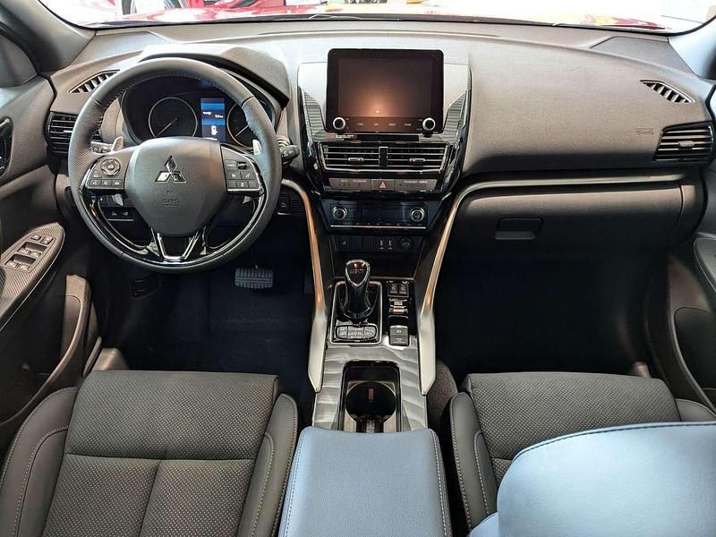 Gebraucht Mitsubishi Eclipse Cross Select 188 PS (138 kW) 2024 Dynamic rot SUV