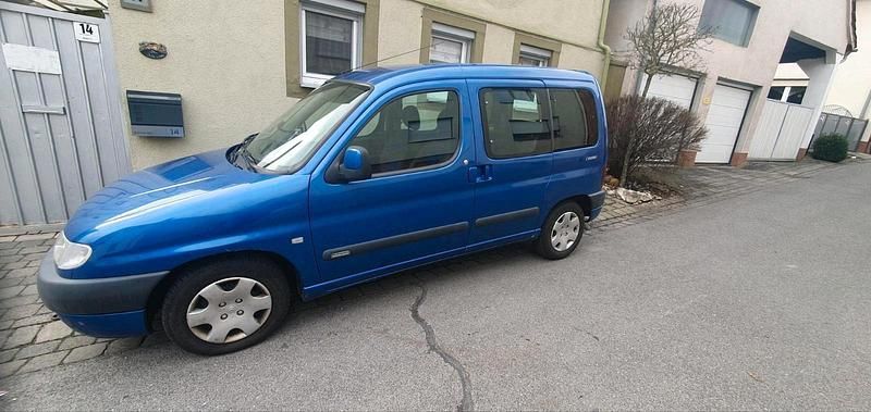 Gebraucht Citroën Berlingo 80 PS (58 kW) 2002 Blau Van / Kleinbus