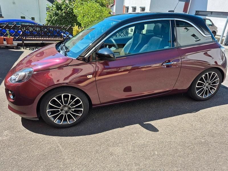 Rot Gebraucht 2017 Opel Adam Kleinwagen | 7.999 € (Superpreis) - Bild 1/3
