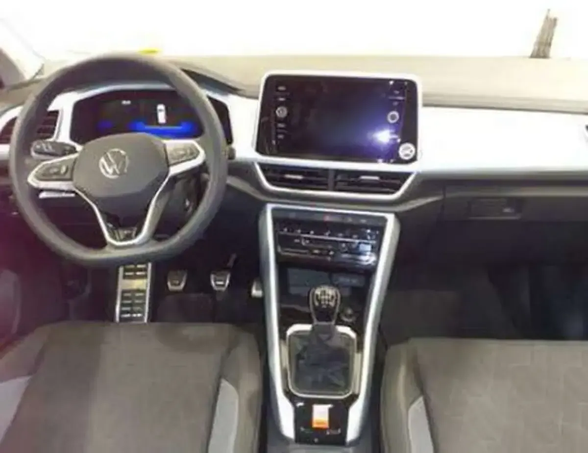 Gebraucht VW T-Roc Goal 116 PS (85 kW) 2025 Deep black perleffekt SUV