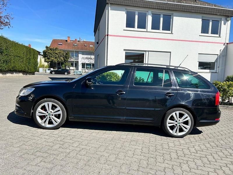 Second-hand Skoda Octavia RS 170 CP (125 kW) 2010 Negru Berlinǎ