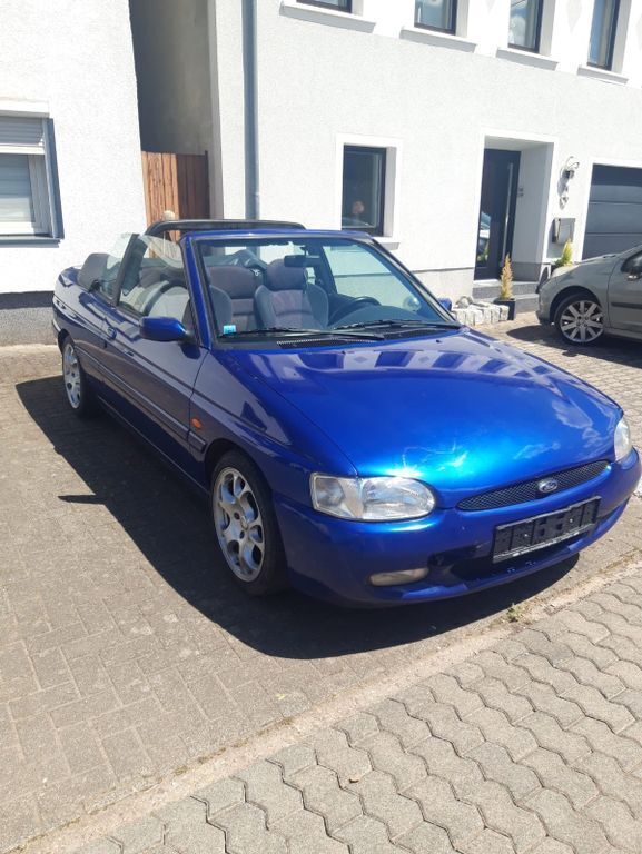 Blau Gebraucht 1995 Ford Escort Cabriolet Cabrio | 1.950 € - Bild 1/4