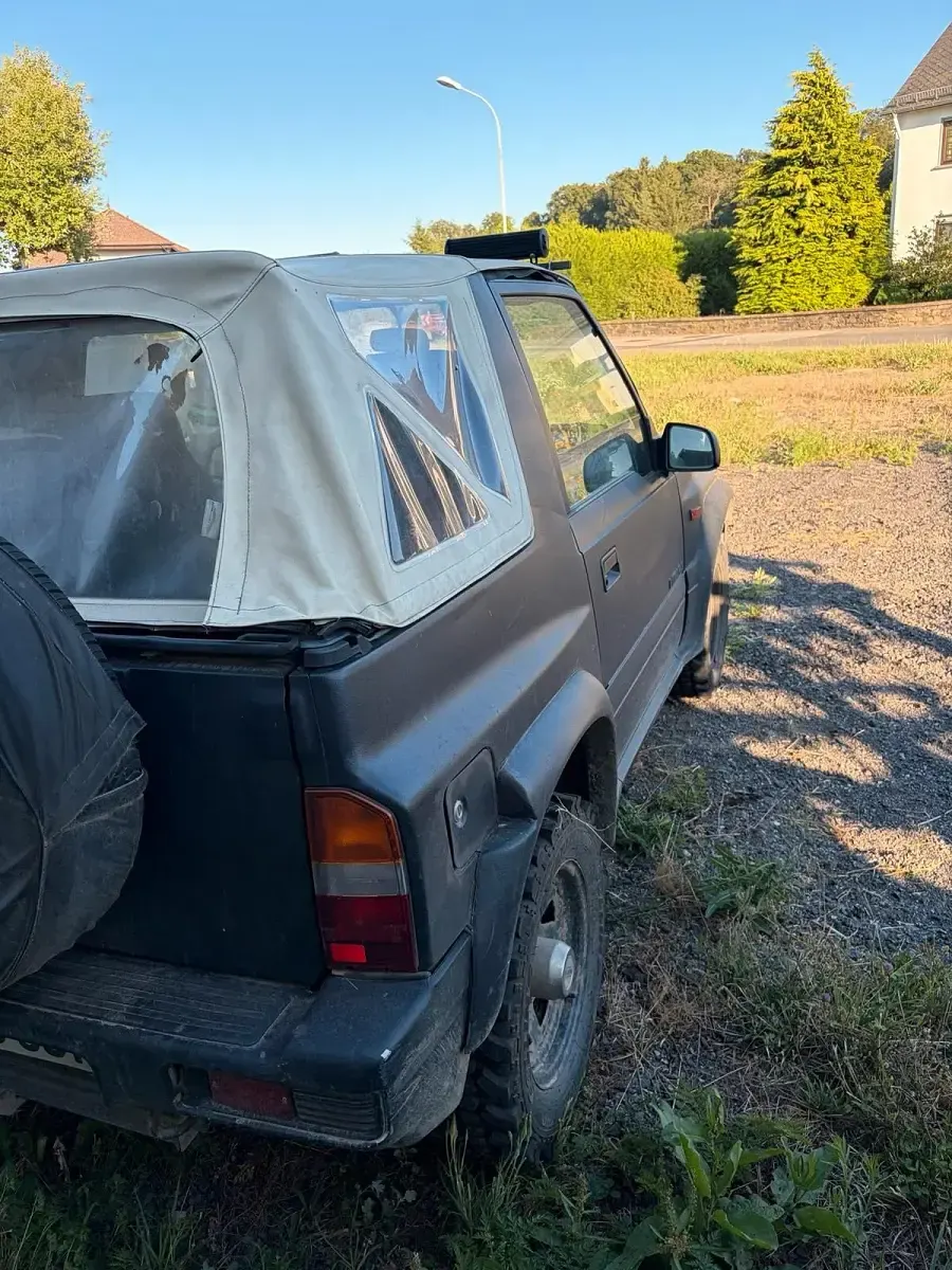 Gebraucht Suzuki Vitara 1999 Schwarz Cabrio