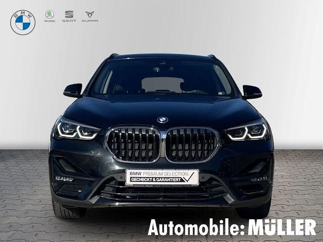 Gebraucht BMW X1 Sport Line 125 PS (91 kW) 2022 Black sapphire metallic SUV