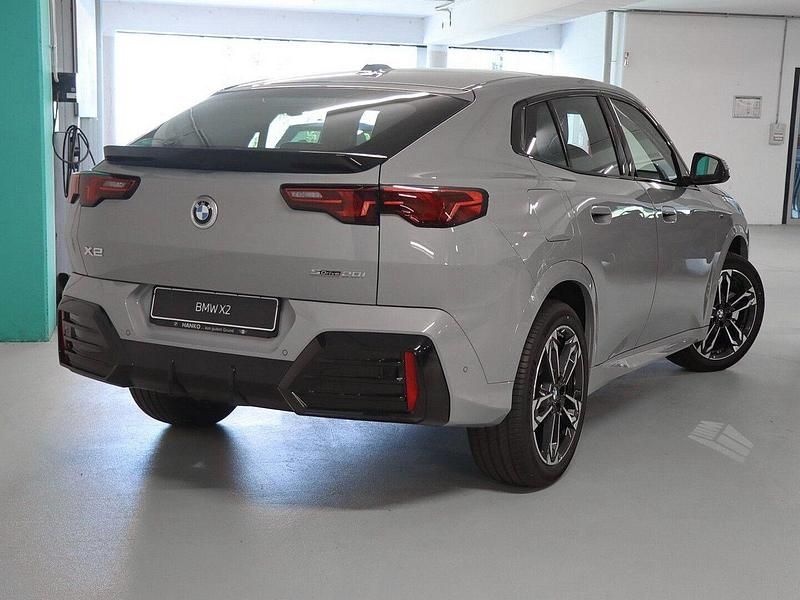 Gebraucht BMW X2 Performance 156 PS (114 kW) 2025 Grau SUV