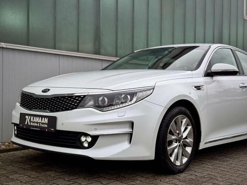 Gebraucht Kia Optima Vision 141 PS (103 kW) 2016 Andere Limousine