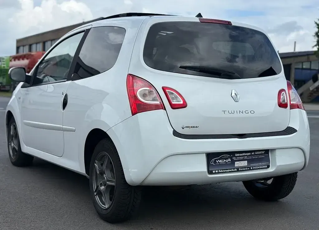 Gebraucht Renault Twingo Expression 75 PS (55 kW) 2012 Weiß Kleinwagen