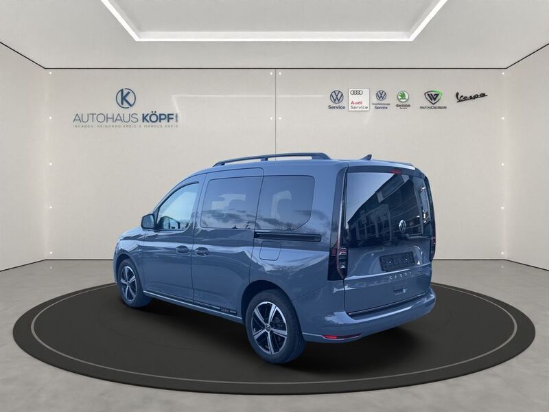 Gebraucht VW Caddy Dark Label 102 PS (75 kW) 2023 Pure grey Van / Kleinbus