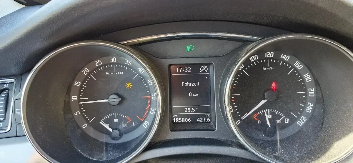 Brugt Skoda Superb 140 HK (102 kW) 2014 Brun Stationcar