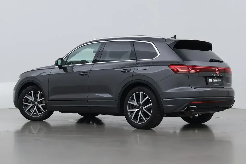 Gebraucht VW Touareg Elegance 340 PS (250 kW) 2025 Grau SUV