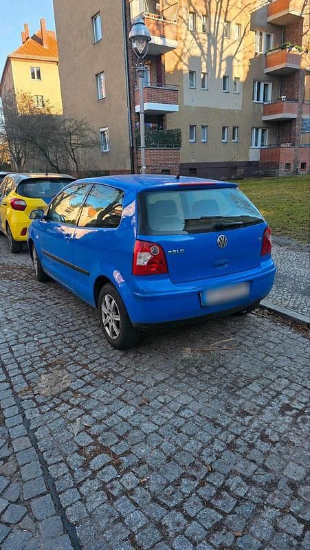Gebraucht VW Polo 60 PS (44 kW) 2003 Blau Kleinwagen