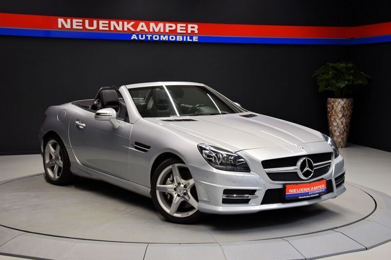 Silber Gebraucht 2015 Mercedes SLK200 AMG Cabrio | 21.490 € (Fairer Preis) - Bild 1/4