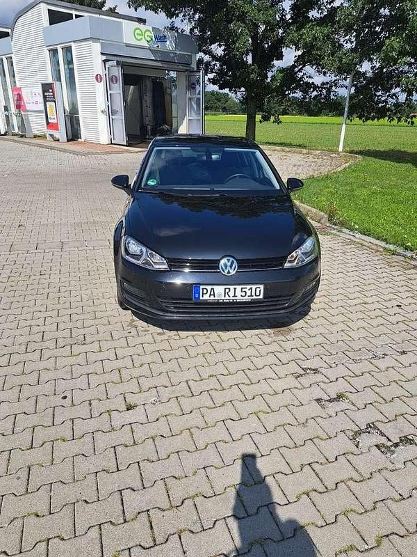 Gebraucht 2014 VW Golf VII Cup Limousine | 8.600 € (Superpreis) - Bild 1/4