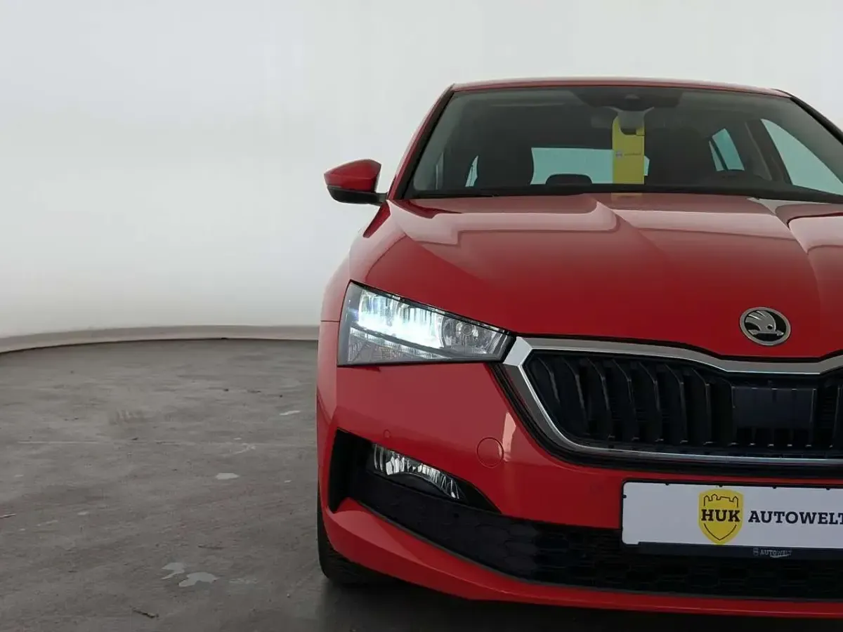 Gebraucht Skoda Scala Drive 150 PS (110 kW) 2020 Rot Kleinwagen