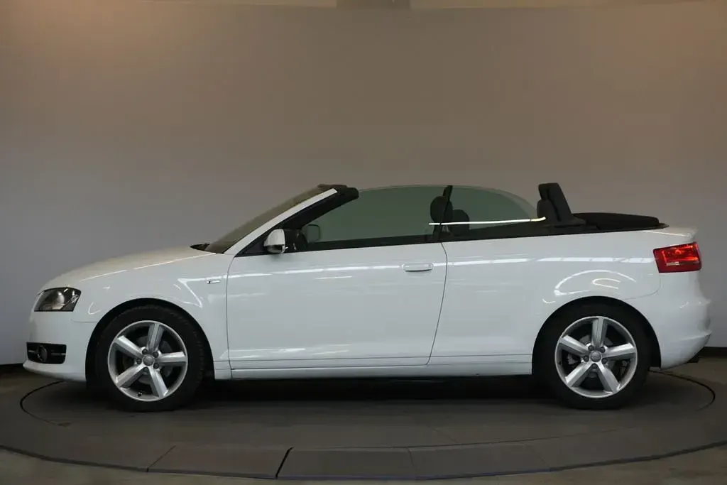 Gebraucht Audi A3 Cabriolet S-Line 160 PS (117 kW) 2011 Weiß Cabrio