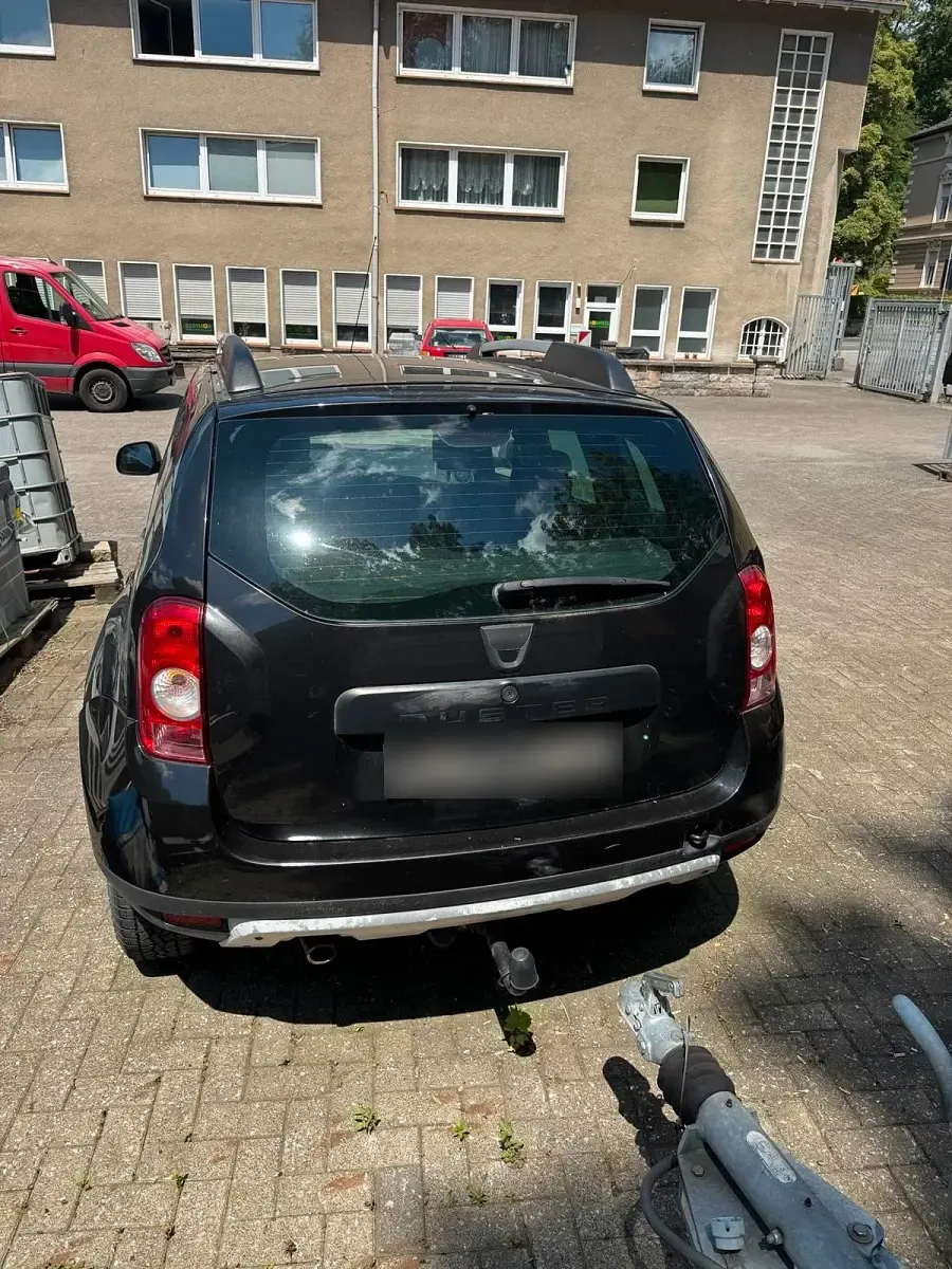 Gebraucht Dacia Duster 105 PS (77 kW) 2010 Schwarz SUV