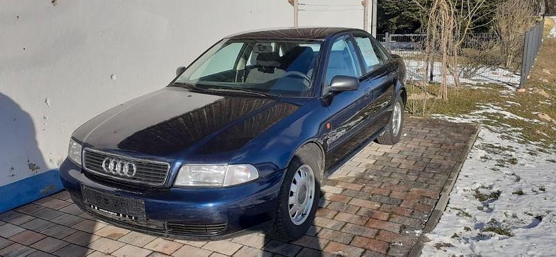 Gebraucht Audi A4 101 PS (74 kW) 1995 Blau Limousine