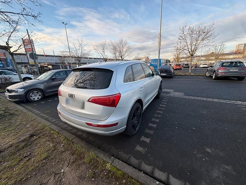 Gebraucht Audi Q5 170 PS (125 kW) 2009 Silber SUV