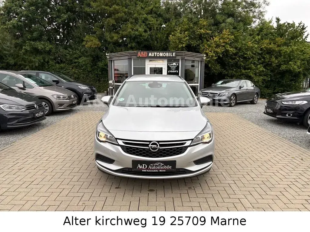 Gebraucht Opel Astra Edition 105 PS (77 kW) 2017 Silber Kombi