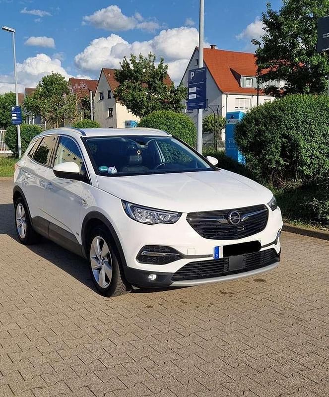 Weiß Gebraucht 2021 Opel Grandland X Elegance SUV | 18.000 € (Fairer Preis) - Bild 1/4