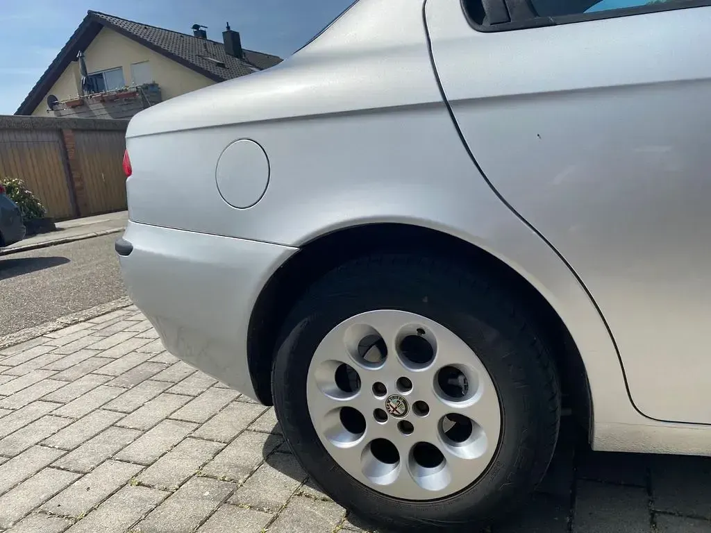 Gebraucht Alfa Romeo 156 150 PS (110 kW) 2000 Silber Limousine