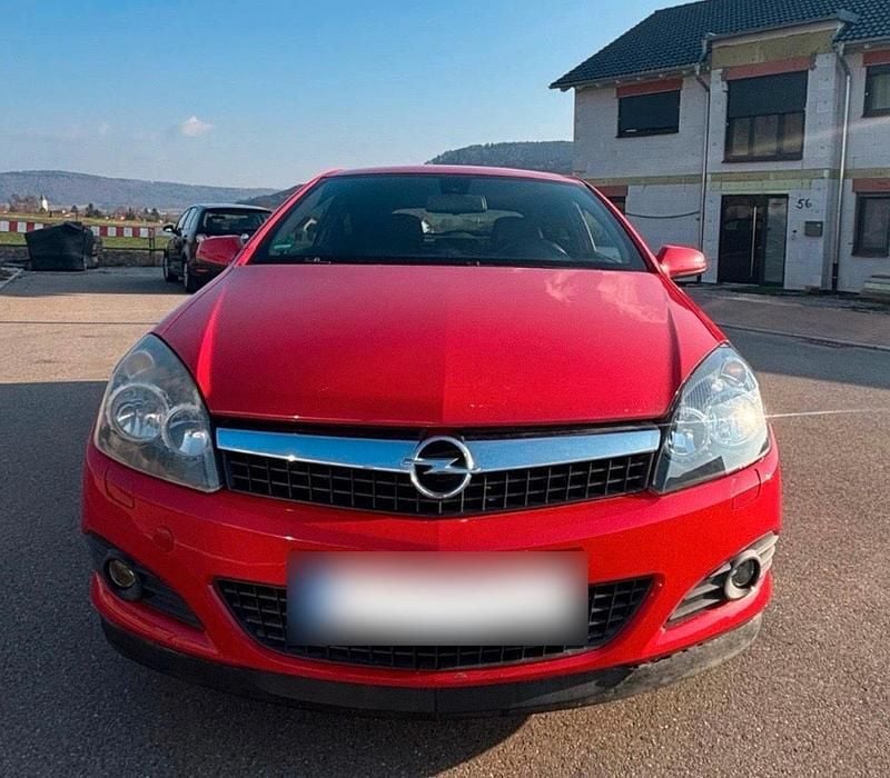 Gebraucht Opel Astra GTC 116 PS (85 kW) 2007 Rot Coupé