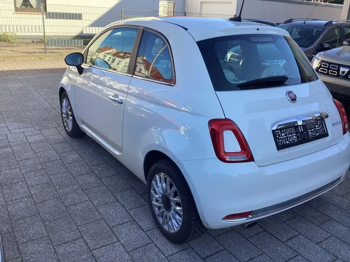 Gebraucht Fiat 500 Dolcevita 69 PS (50 kW) 2022 Weiß Kleinwagen