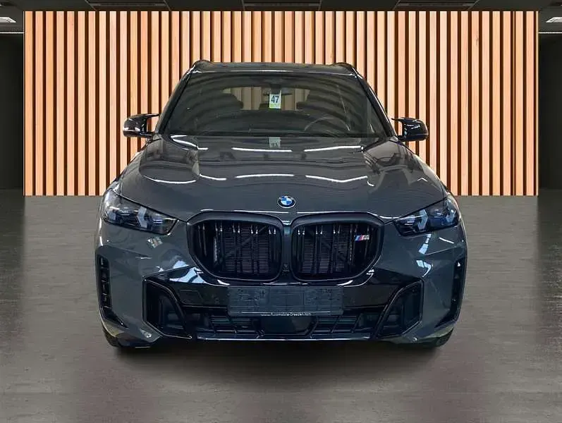 Gebraucht BMW X5 M 530 PS (389 kW) 2025 Grau SUV