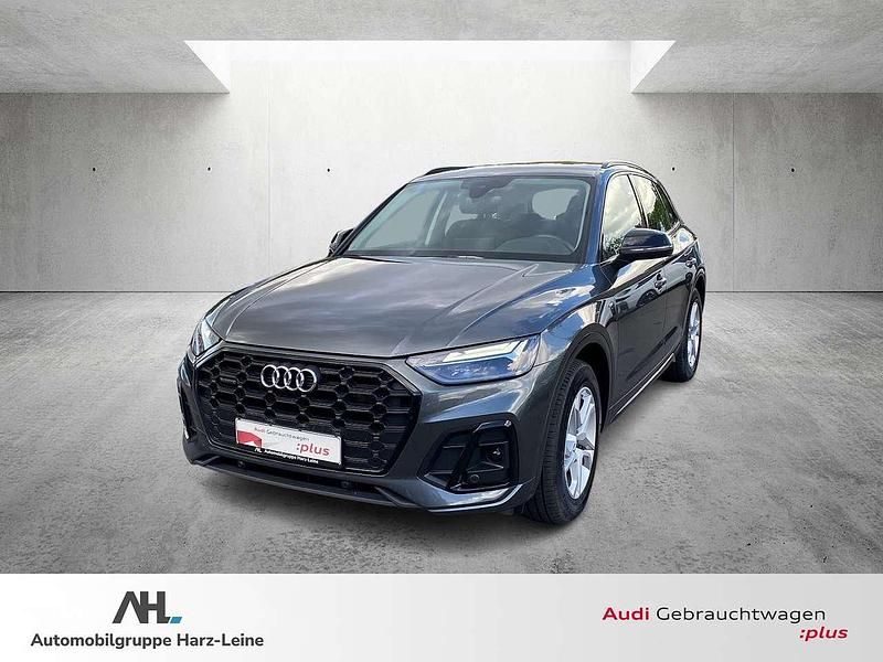 Daytonagrau (metallic) Gebraucht 2023 Audi Q5 S-Line SUV | 51.071 € - Bild 1/4